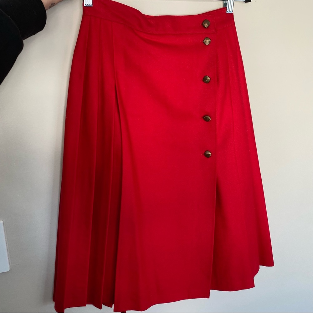 VINTAGE Madrasher Toronto 100% Virgin Wool Red Pleated Midi Skirt